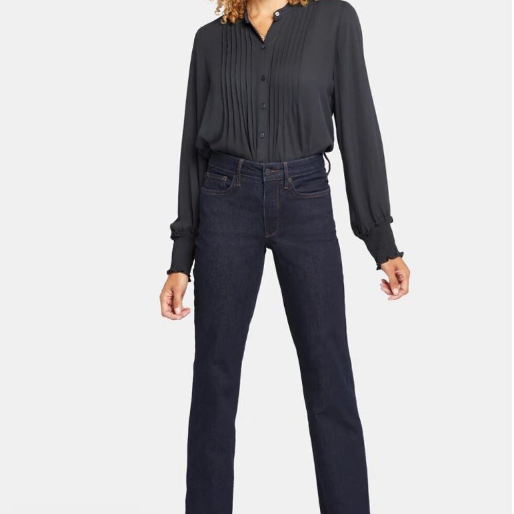 NWT - NYDJ Mid Rise Relaxed Straight Jeans in Magical
